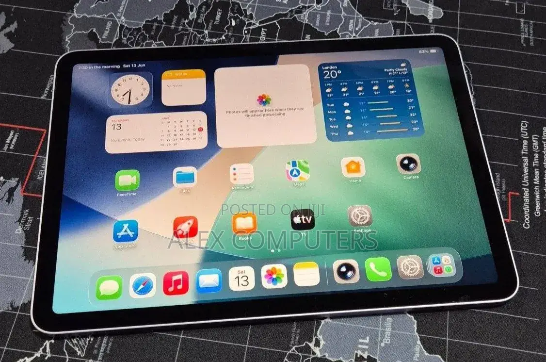 New Apple iPad Air 128 GB Silver