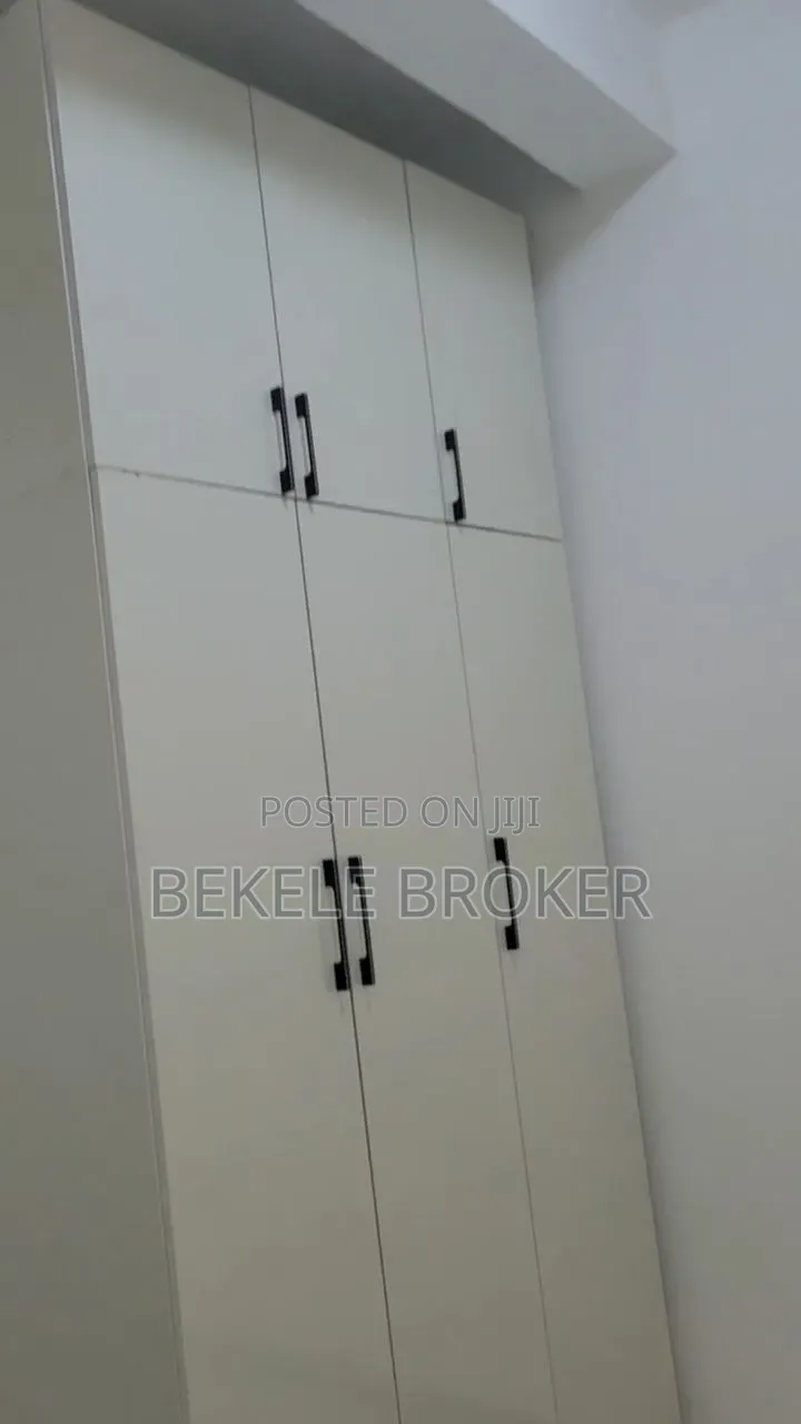 Furnished 3bdrm Apartment in አፓርትመንት, Bole for sale