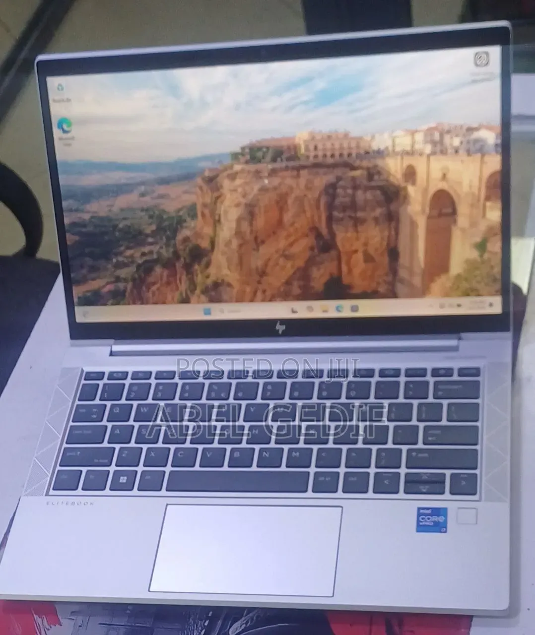 New Laptop HP EliteBook 830 G8 16GB Intel Core i7 SSD 512GB
