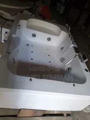 Luxury Jacuzzi Bathtub – Whirlpool Massage Tub With Jets