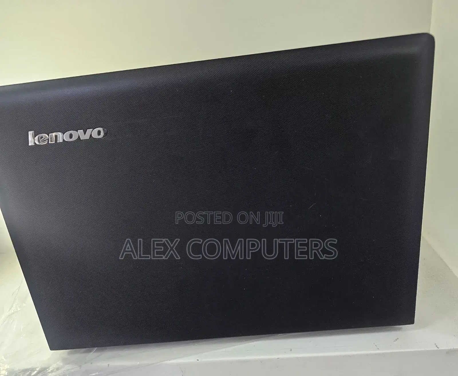 New Laptop Lenovo Ideapad 3 8GB Intel Core i5 HDD 1T