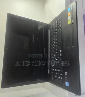 New Laptop Lenovo Ideapad 3 8GB Intel Core i5 HDD 1T