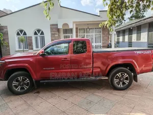 Toyota Tacoma 4dr Double Cab 2016 Red