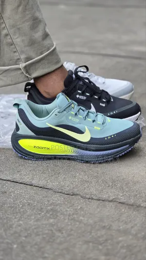 Nike Zoomx Vomero Air Zoom