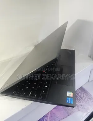New Laptop Lenovo ThinkPad E15 16GB Intel Core i5 SSD 512GB