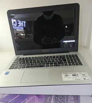 New Laptop Asus U24A 8GB Intel Core i7 HDD 750GB