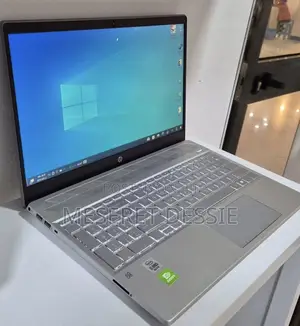 New Laptop HP Pavilion 15 8GB Intel Core i5 SSD 512GB