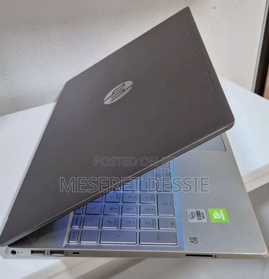 New Laptop HP Pavilion 15 8GB Intel Core i5 SSD 512GB
