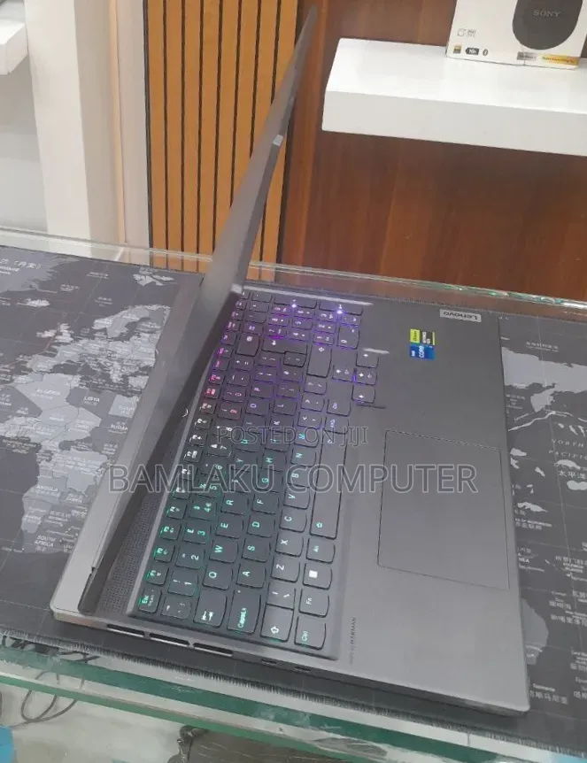 New Laptop Lenovo Legion 7 16GB Intel Core i7 SSD 512GB