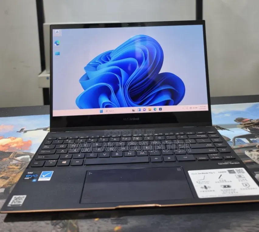 New Laptop Asus ZenBook Flip UX360UA 16GB Intel Core i7 SSD 512GB
