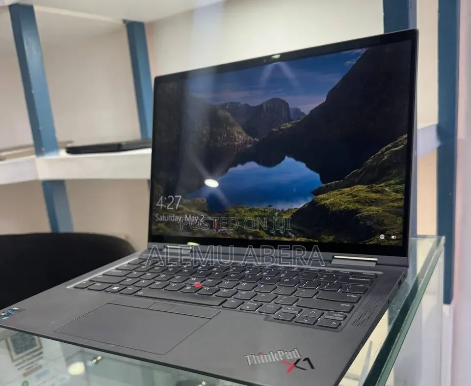 New Laptop Lenovo ThinkPad X1 Yoga 16GB Intel Core i7 SSD 512GB