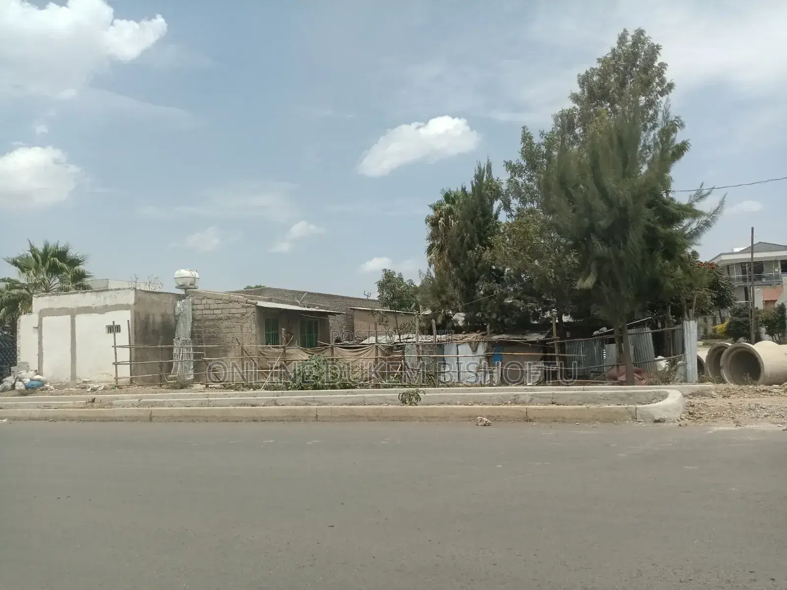 8bdrm House in Dukem Bishoftu, East Shewa for sale