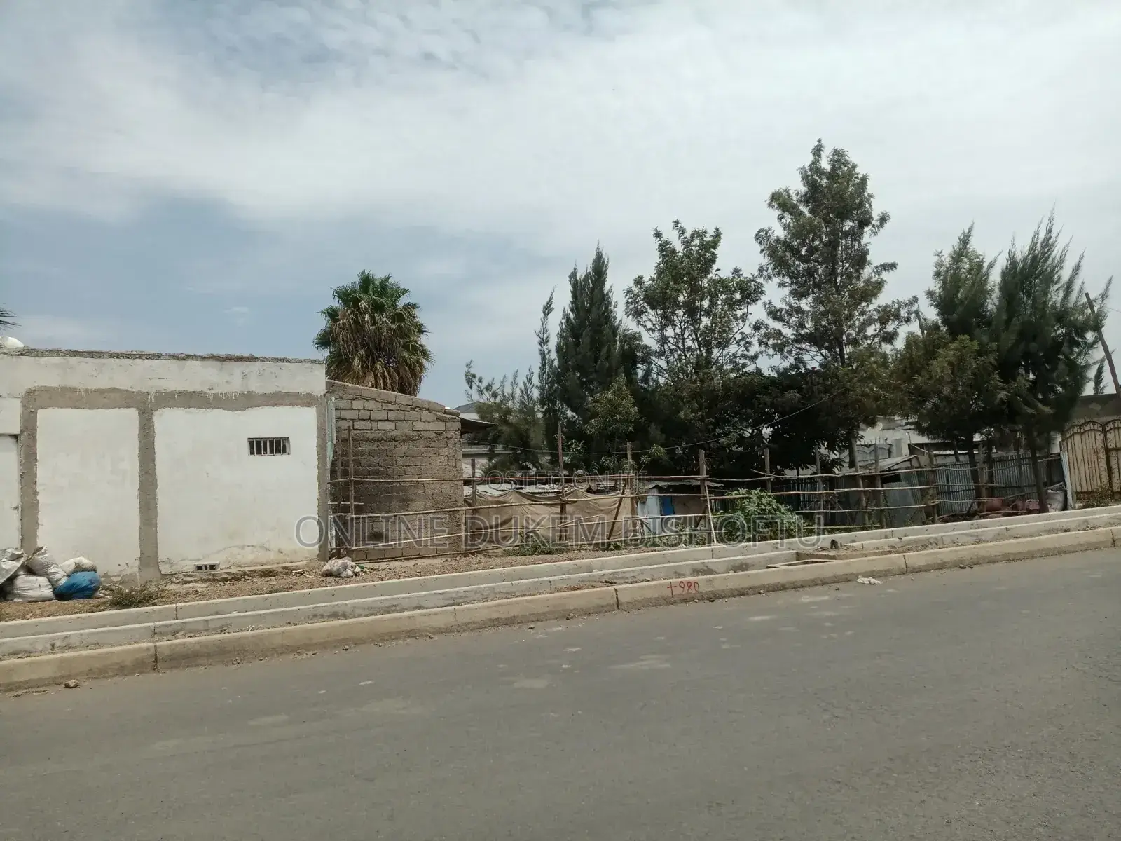 8bdrm House in Dukem Bishoftu, East Shewa for sale
