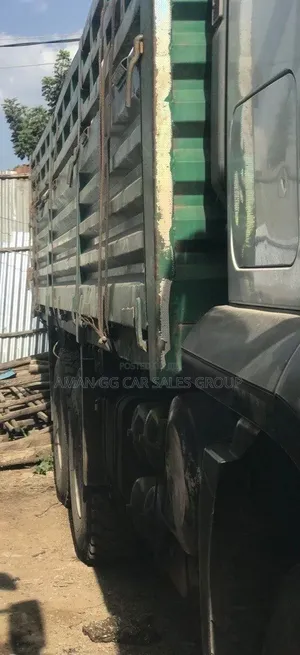 Iveco. 2017. Model.