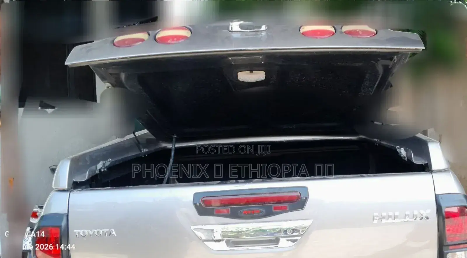 Toyota Hilux 2019 Gray