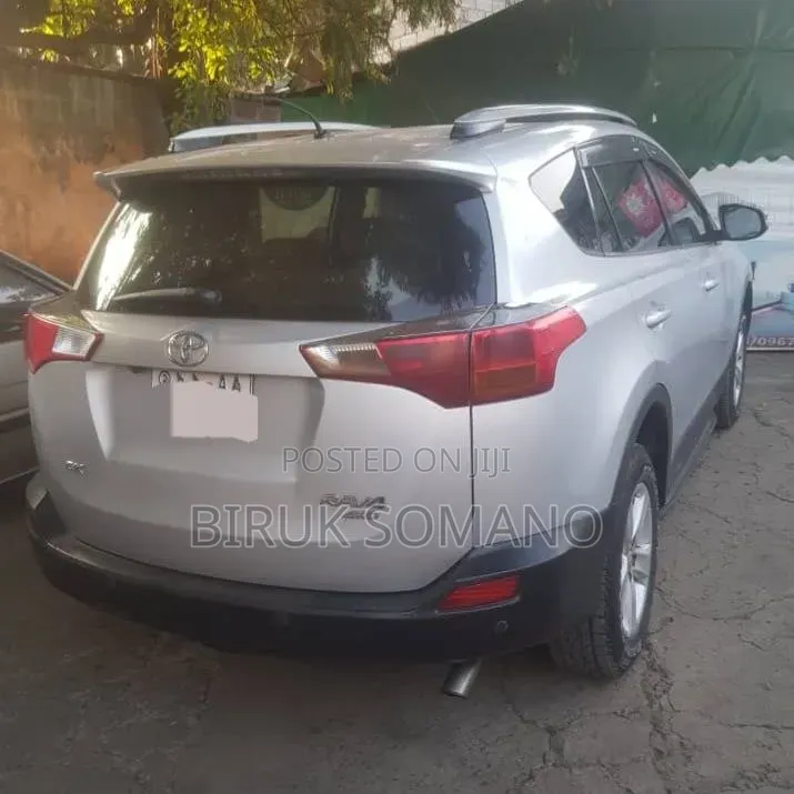 Toyota RAV4 2013 Silver