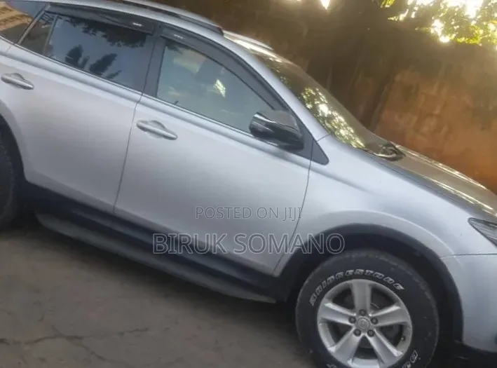Toyota RAV4 2013 Silver