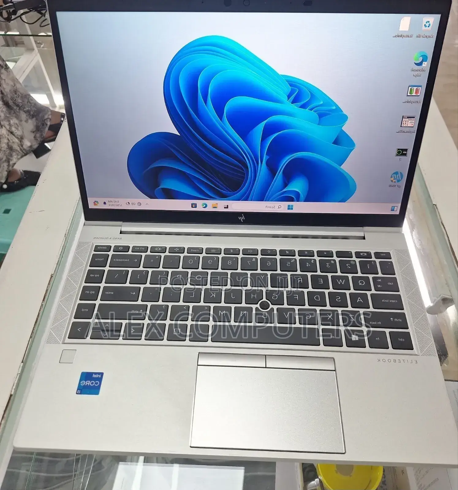 New Laptop HP EliteBook 840 16GB Intel Core i5 SSD 512GB