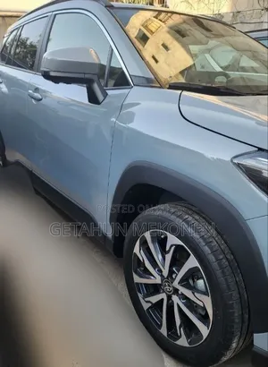 Toyota Corolla Cross Hybrid 2025 Gray