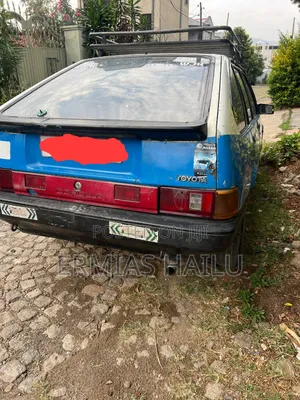 Toyota Corolla 1986 Blue