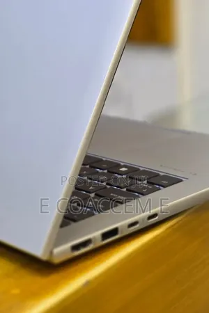 New Laptop HP 16GB Intel Core i7 SSD 512GB
