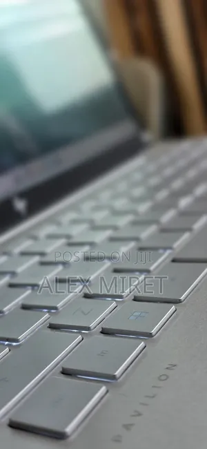 New Laptop HP Pavilion 15 16GB Intel Core i5 SSD 1T