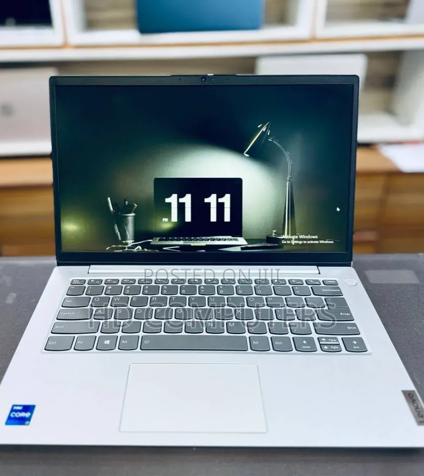 New Laptop Lenovo Ideapad 3 16GB Intel Core i7 SSD 512GB