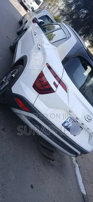 Hyundai Creta 2023 White