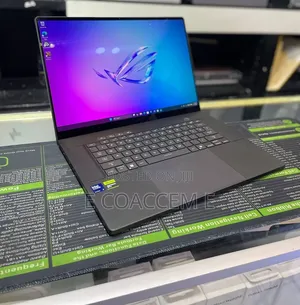 New Laptop 32GB Intel Core Ultra 9 SSD 1T