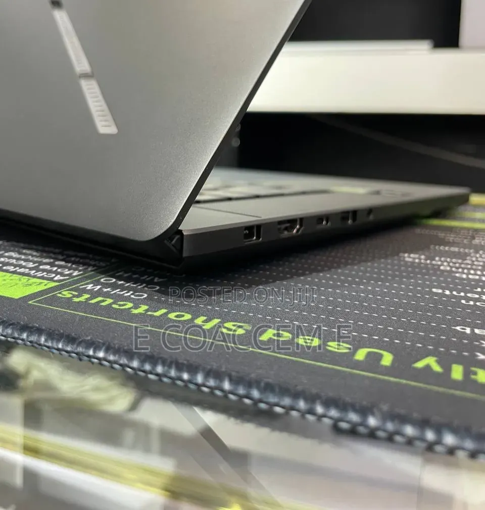 New Laptop 32GB Intel Core Ultra 9 SSD 1T