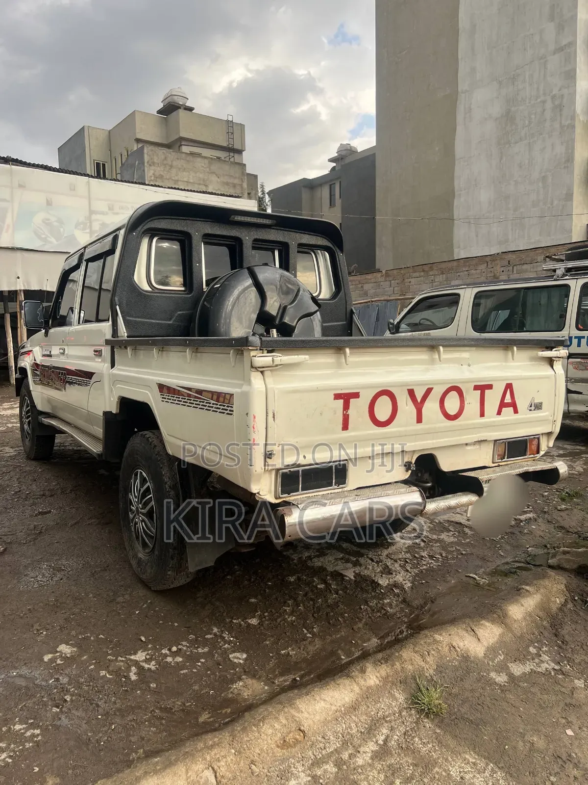 Toyota Land Cruiser 2020 White