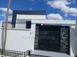 4bdrm House in House, Bole for rent