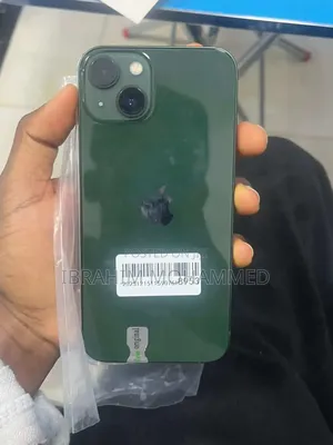Apple iPhone 13 128 GB Green