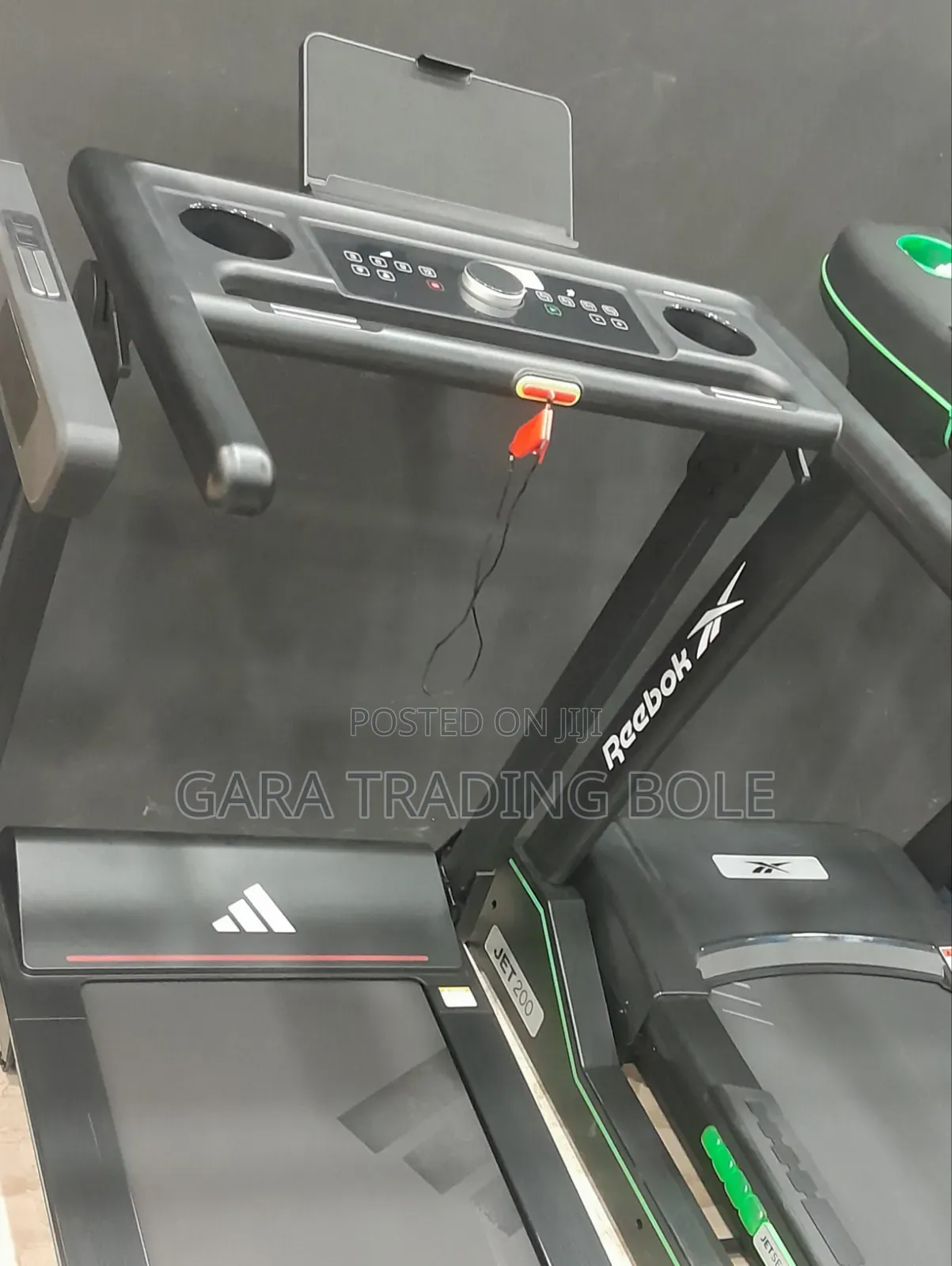 Adidas ነው አዲስ