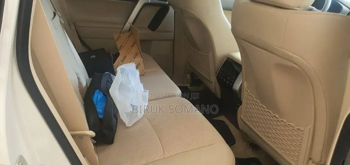 Toyota Land Cruiser Prado 2019 Gray