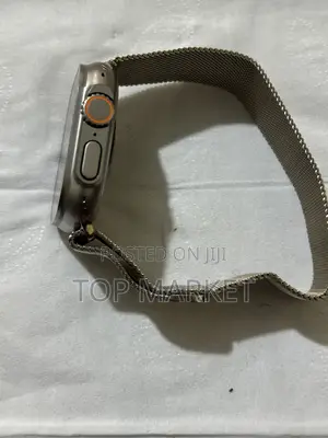 Apple Watch Ultra 2 49 Mm Battery 100%