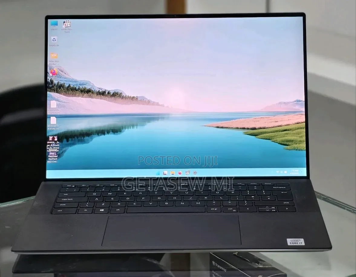 New Laptop Dell Precision 5560 16GB Intel Core i7 SSD 512GB