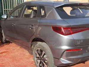 BYD E2 43 kWh 94 hp FWD 2024 Gray