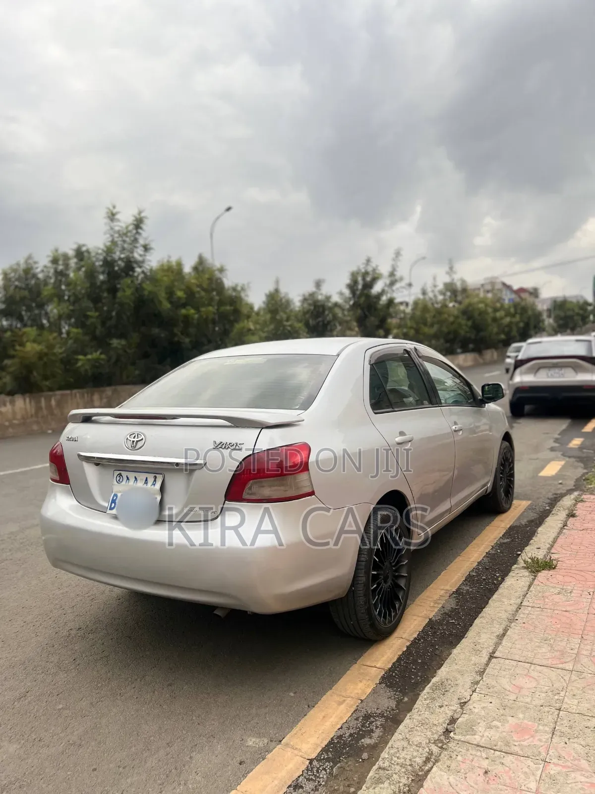 Toyota Yaris 2010 Silver