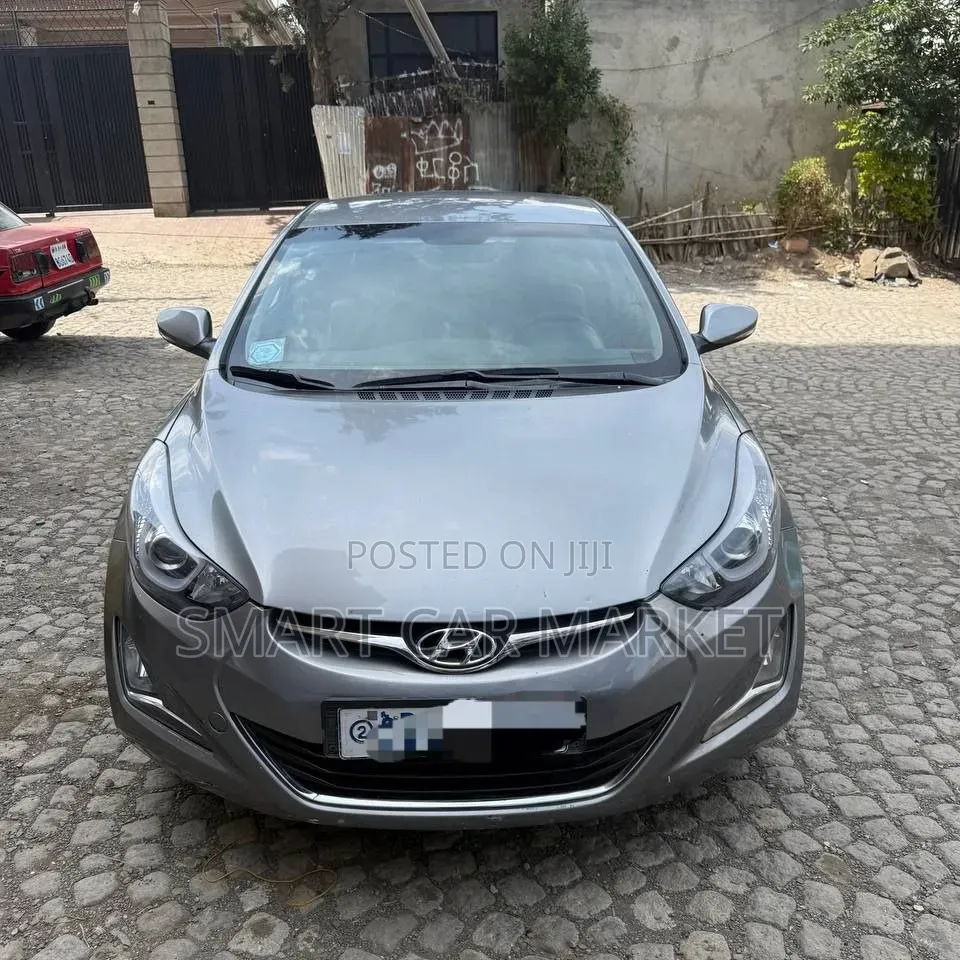 Hyundai Avante 2015 Gray
