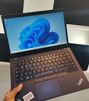 New Laptop Lenovo ThinkPad t495s 16GB Intel Core i5 SSD 512GB