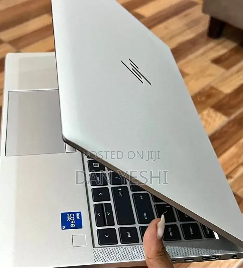 New Laptop HP EliteBook 840 G8 16GB Intel Core i5 SSD 512GB