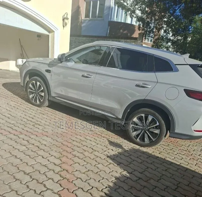 BYD Song Plus DM-i 2025 White