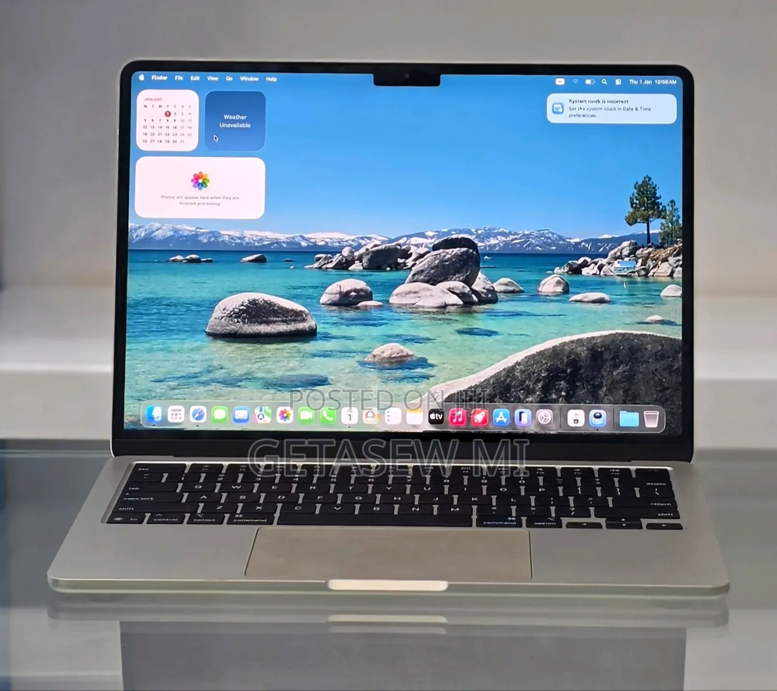New Laptop Apple MacBook Air 2025 M4 16GB Apple M4 SSD 256GB