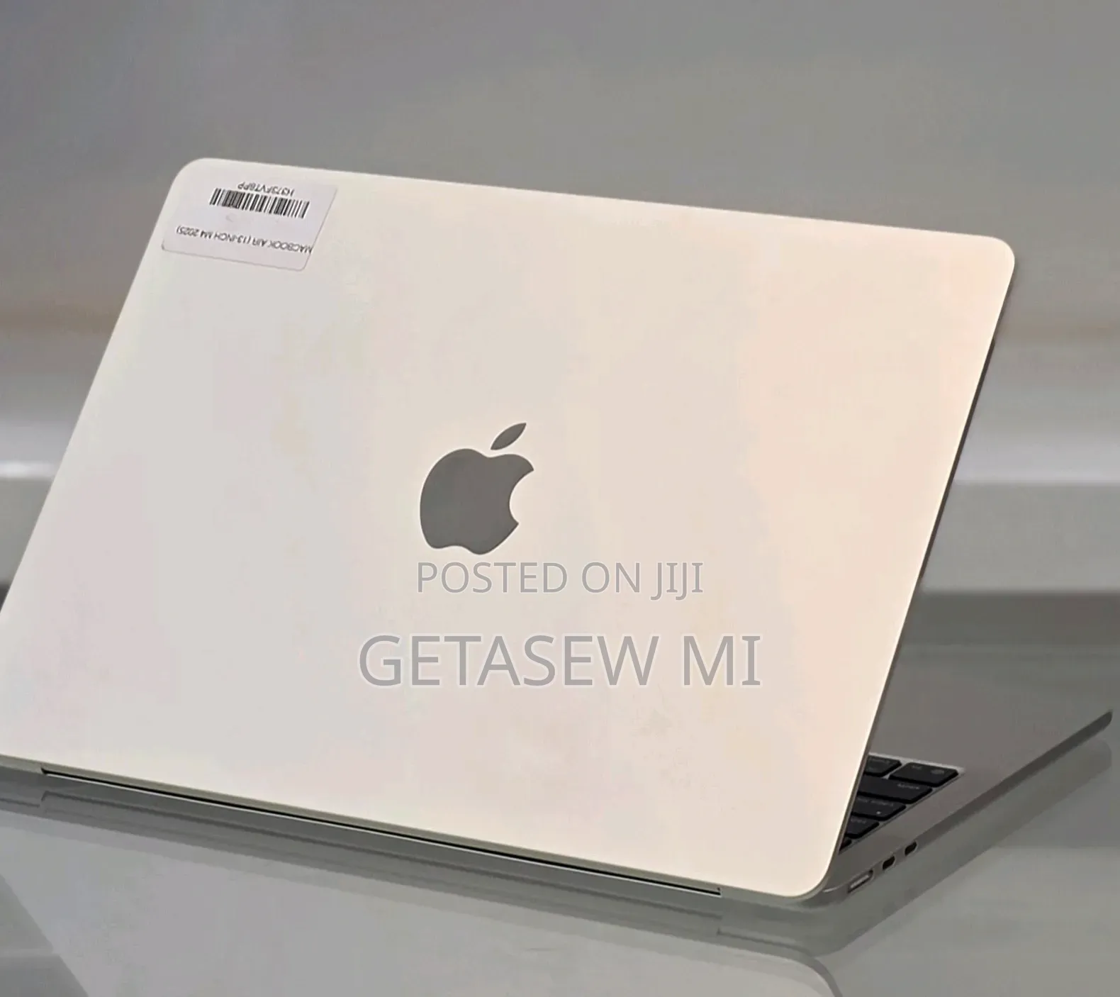 New Laptop Apple MacBook Air 2025 M4 16GB Apple M4 SSD 256GB