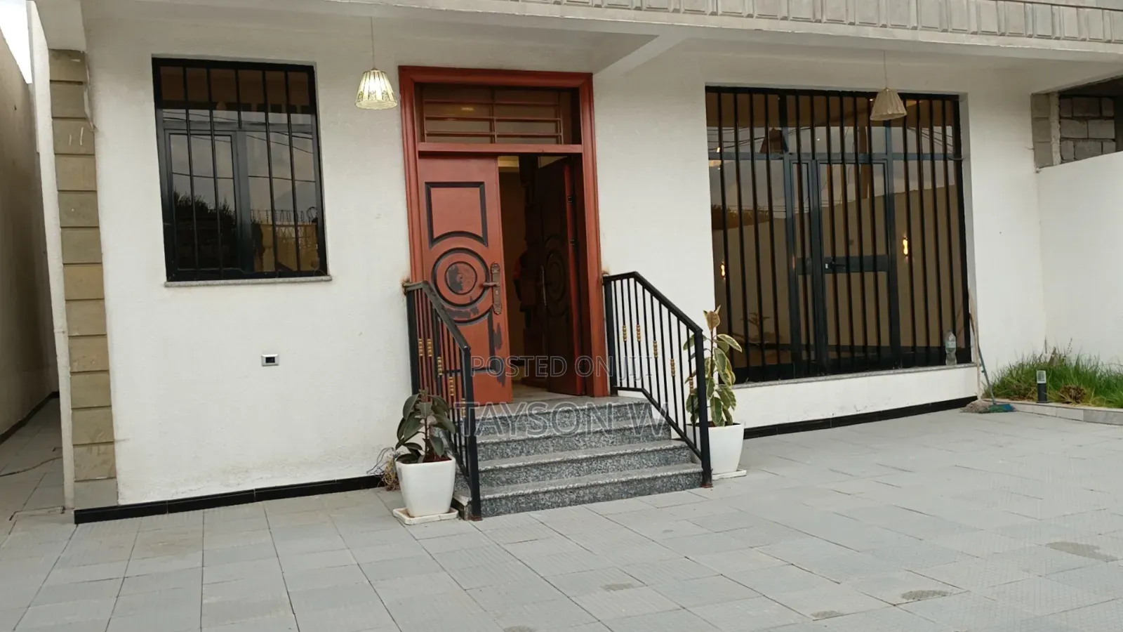 6bdrm House in Addis Ababa Ayat, Bole for sale