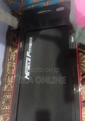 Gym ያሙሟሉ በቤትዎ ውስጥ Running Machines Brand New