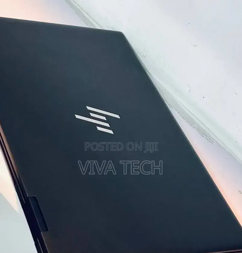 New Laptop HP Envy X360 8GB AMD Ryzen 5 SSD 512GB