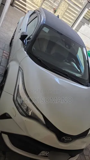 Toyota C-HR 2020 Off white