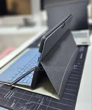 New Microsoft Surface Pro 11th Edition, a Copilot+ PC 16GB SSD 512GB